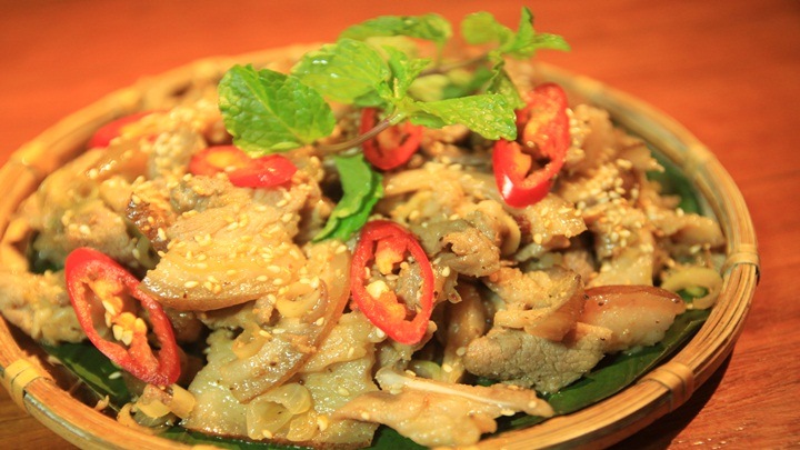 Lợn mán xào lăn