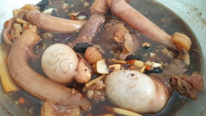 Ngẩu pín bò hầm thuốc bắc