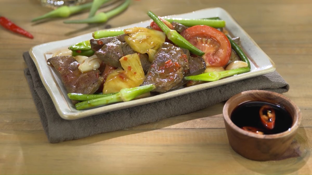 Lợi ích sức khỏe khi ăn gan bò