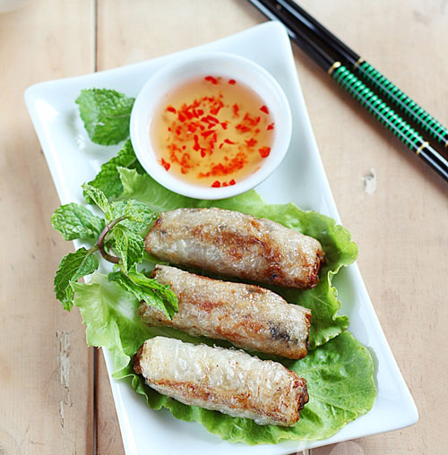 Hướng dẫn làm món nem chay nấm ngon tuyệt vời