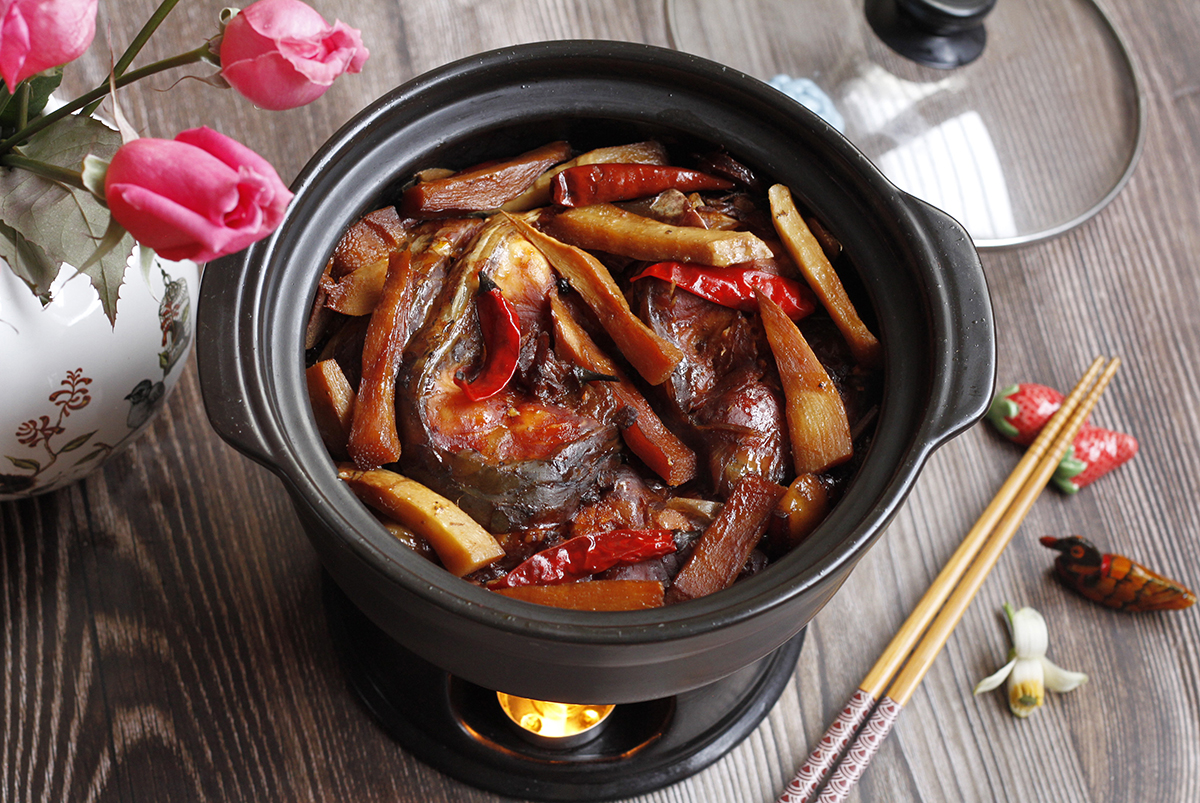 Cá măng kho ớt hiểm