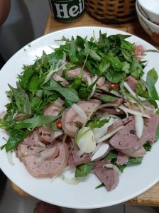 Bảo quản chả bò cuộn da Huế