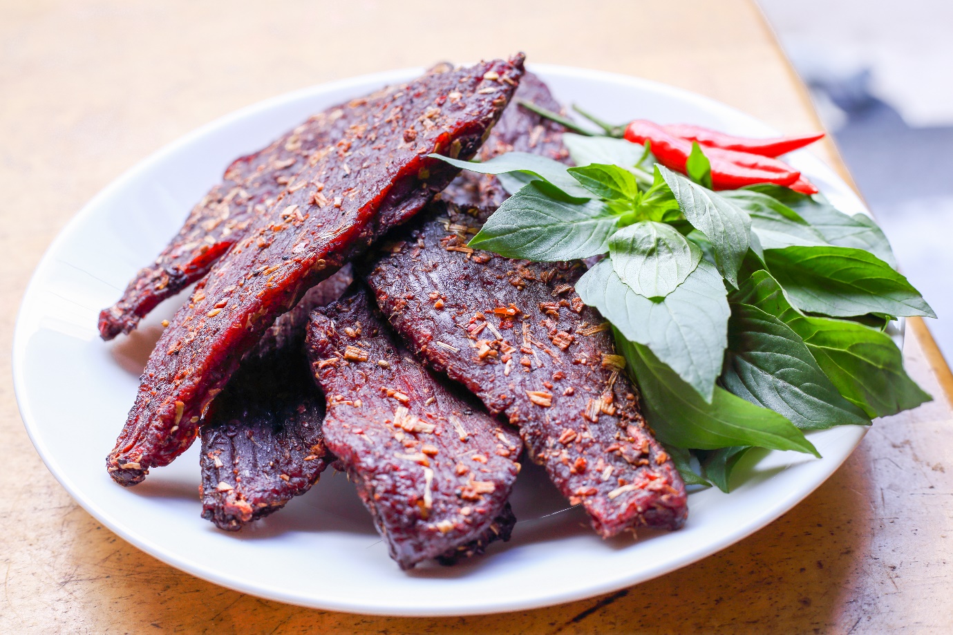 Đặt mua Thịt bò khô Lào gác bếp ở đâu?