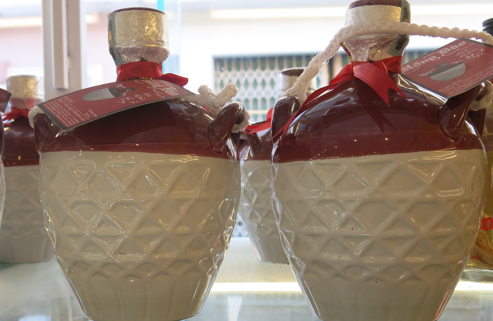 Rượu hồng đào bình 750ml3