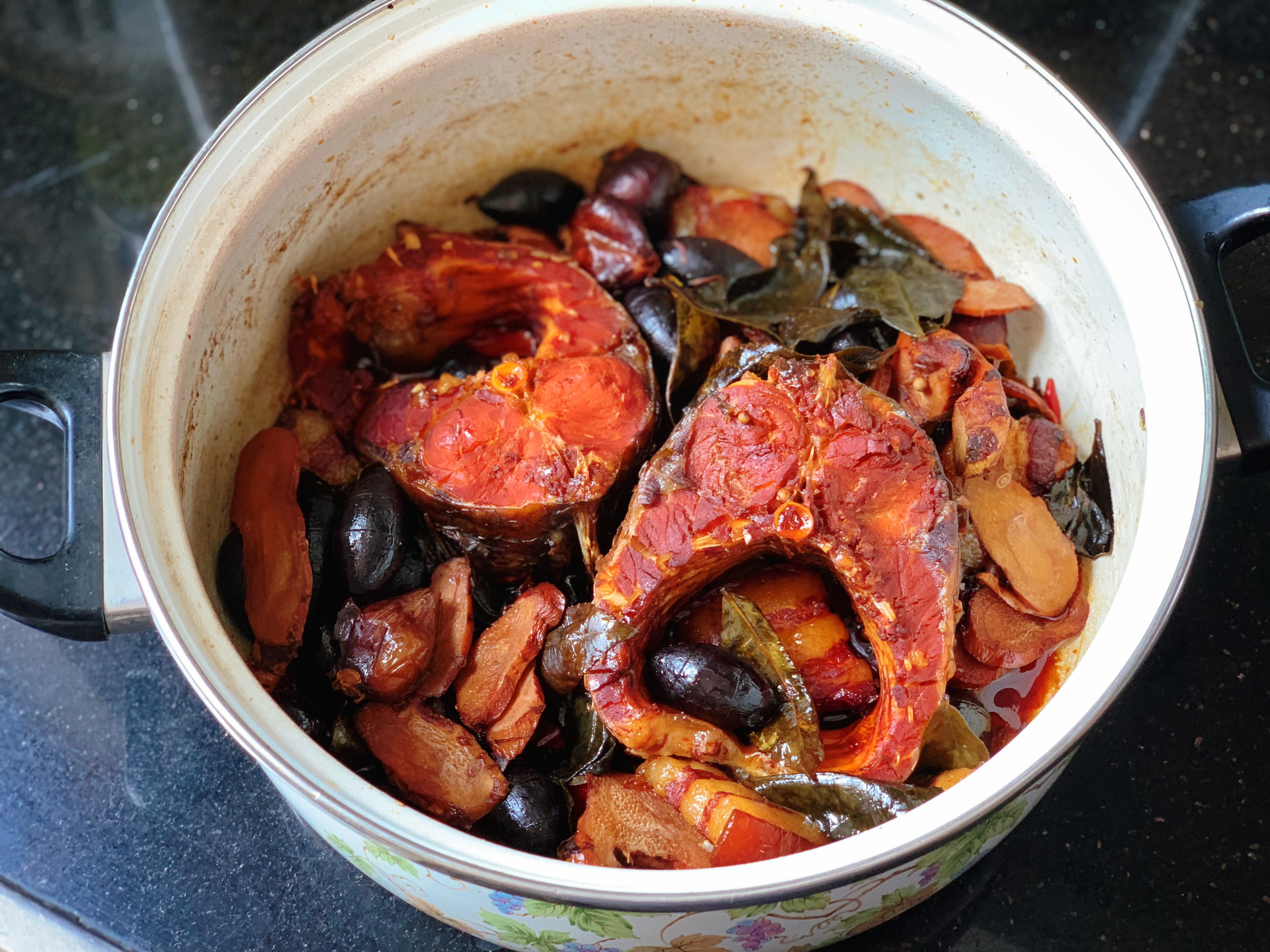 Trám đen ỏm sẵn 5